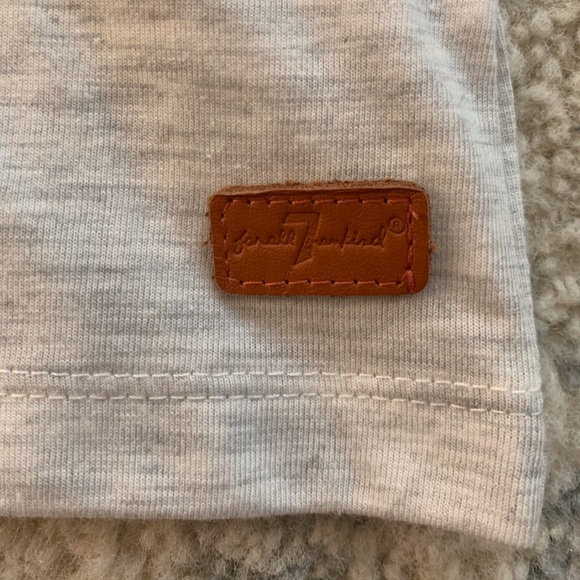 Boy’s Collared Dress Shirt - Picture 3 of 5